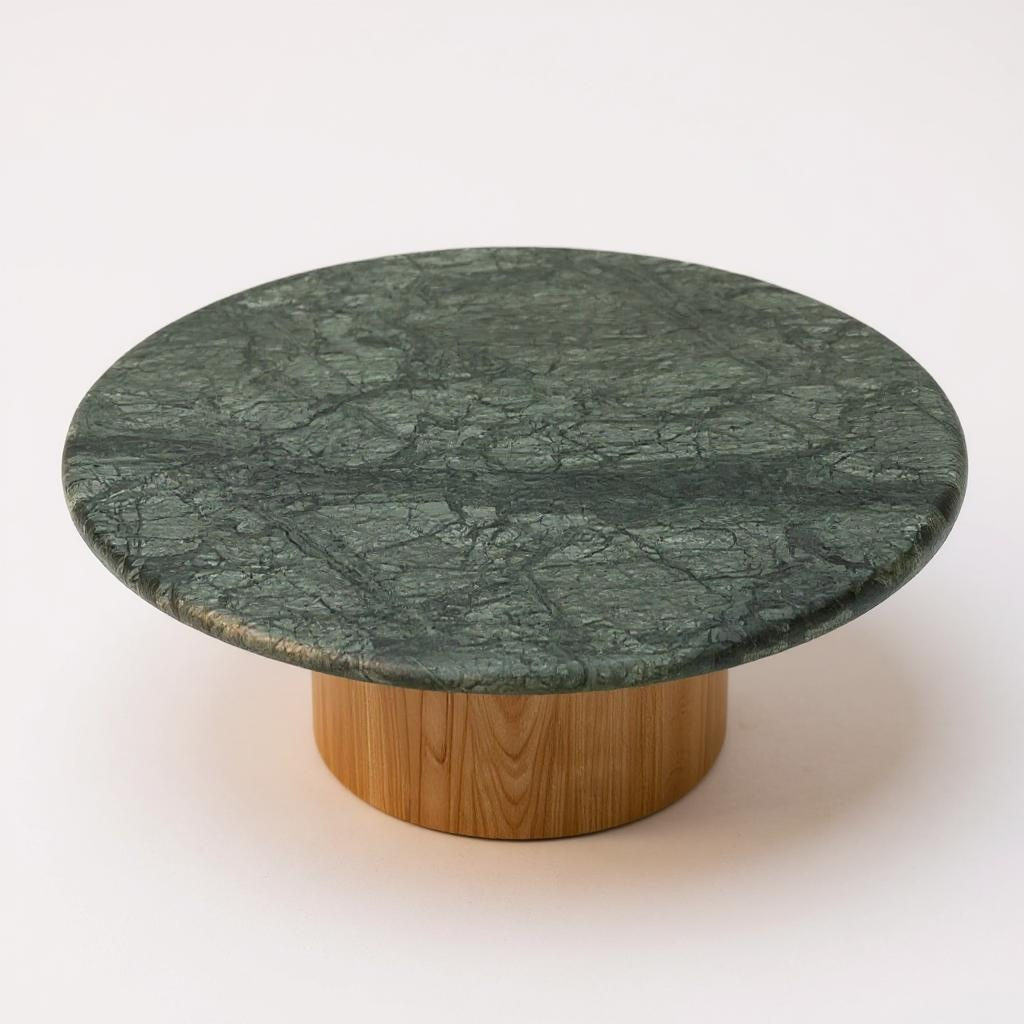 Mesa de Centro - Malbec Dallas Mármore Verde Guatemala - Textura do Tampo Levigado (Fosco sem Brilho) Base Cilindrica Grande