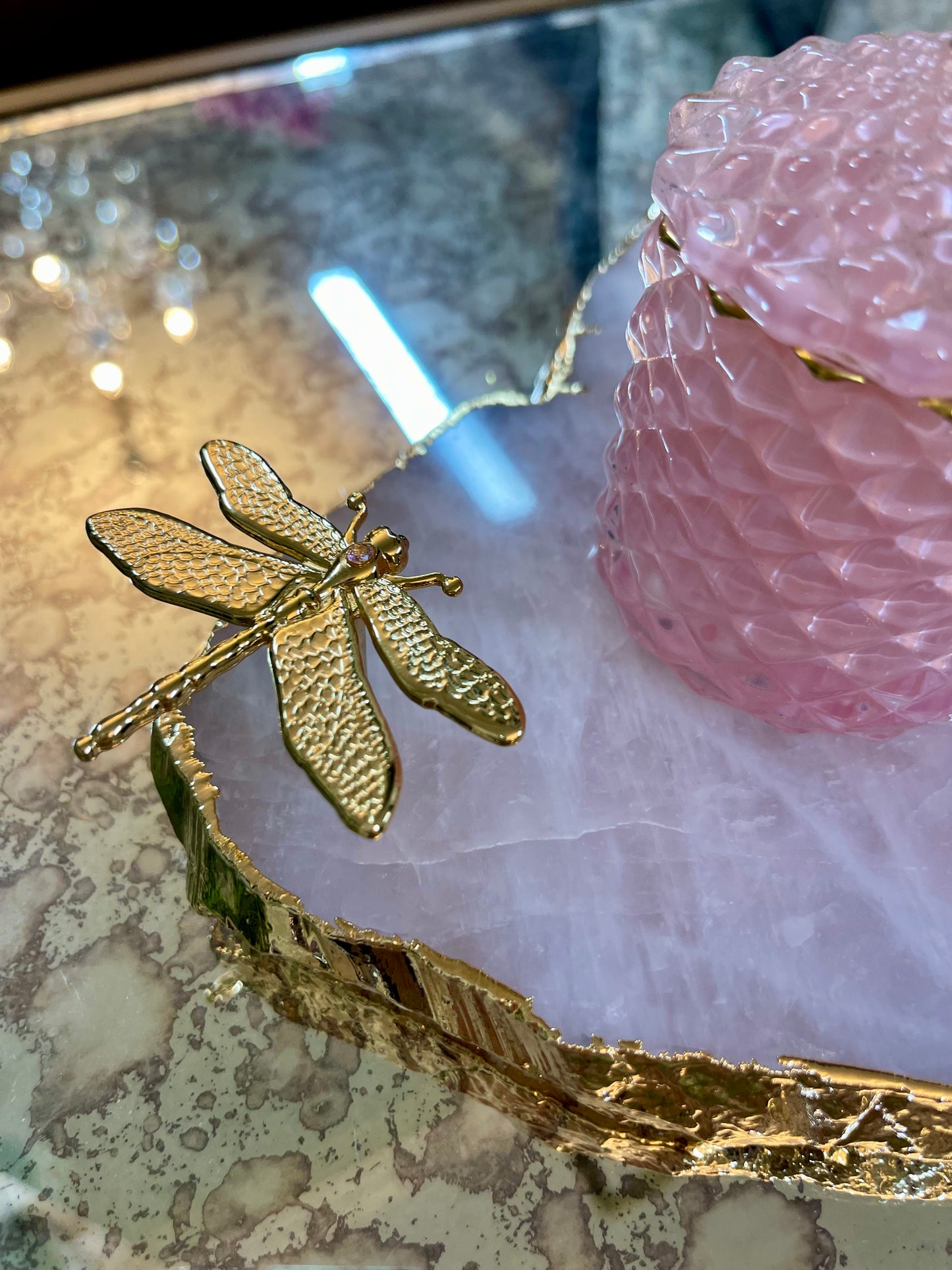 Platter Quartzo Rosa - Natural com Bordas Folheadas a Ouro 24k