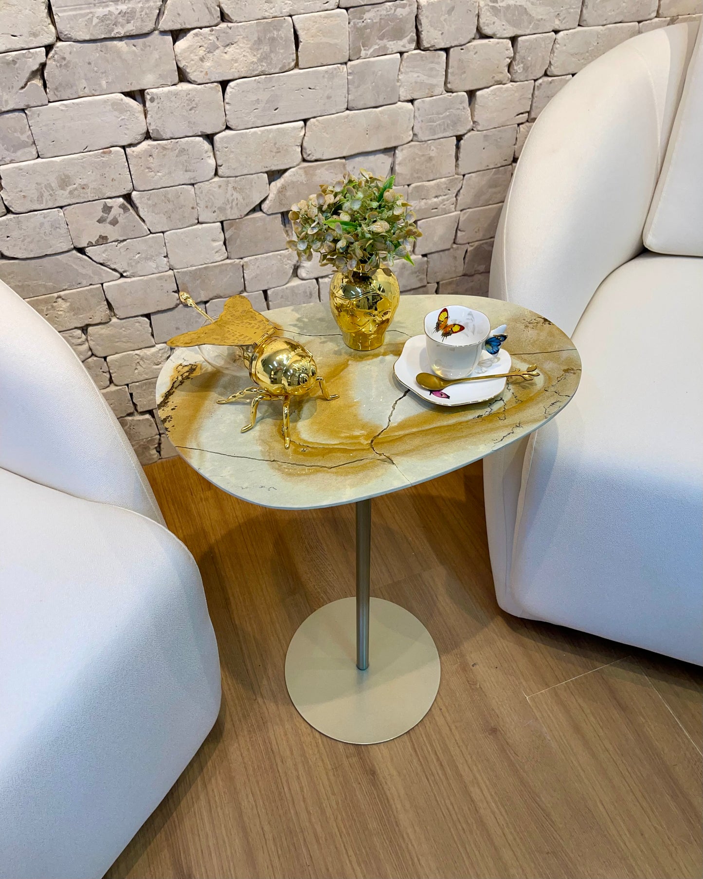 Mesa de Apoio Linha Tulipa - Quartzito Blue Deep - Base Cor Champanhe
