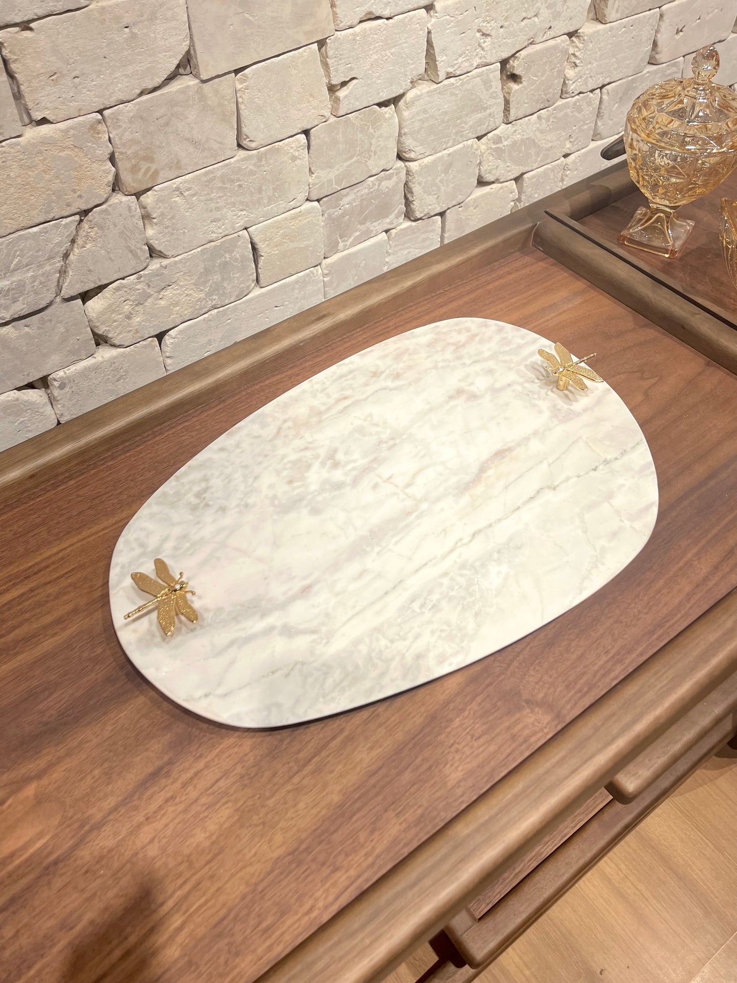 Bandeja - Mármore Calacatta com libélula- Ôrganica