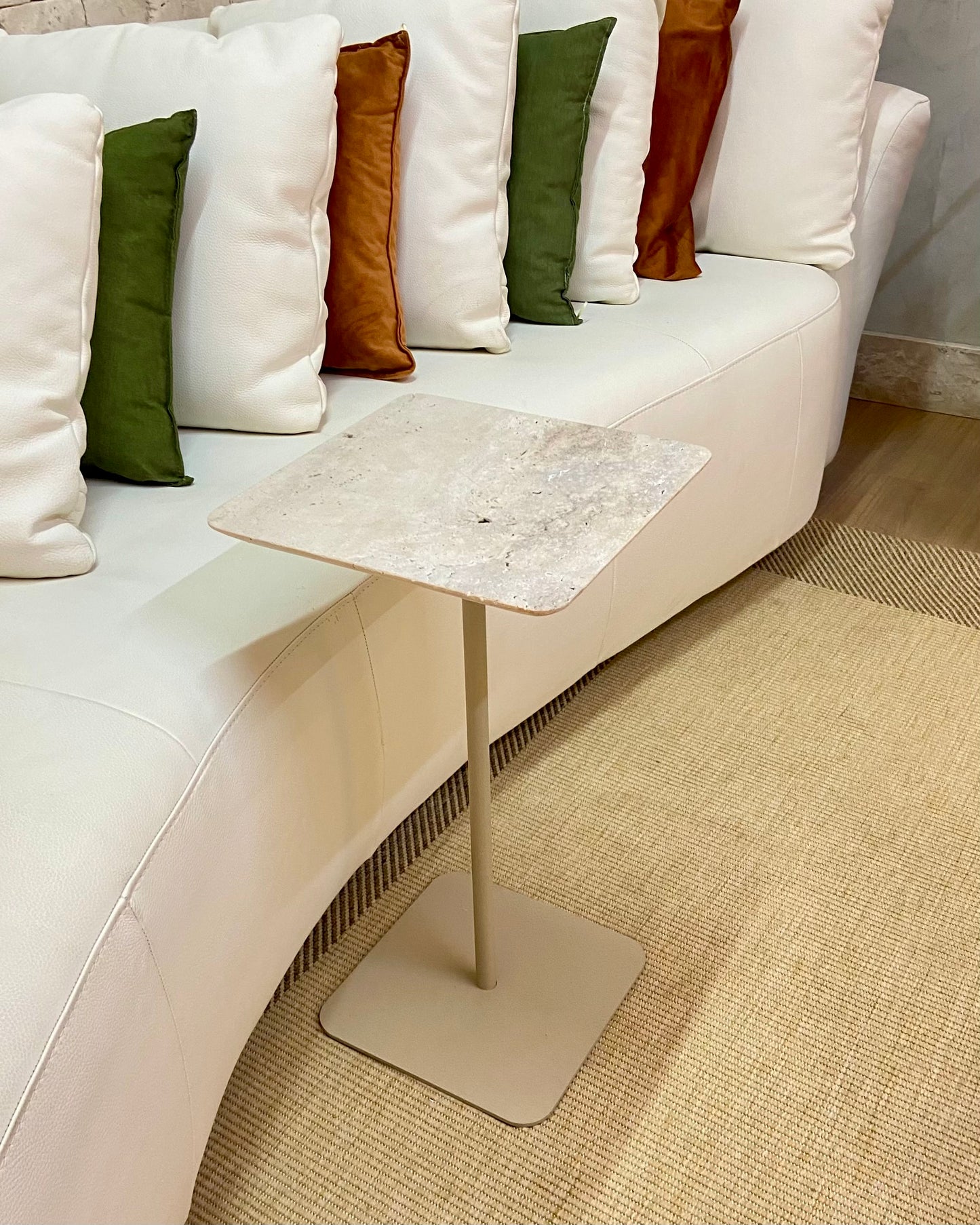 Mesa de Apoio - Travertino Romano Quadratto