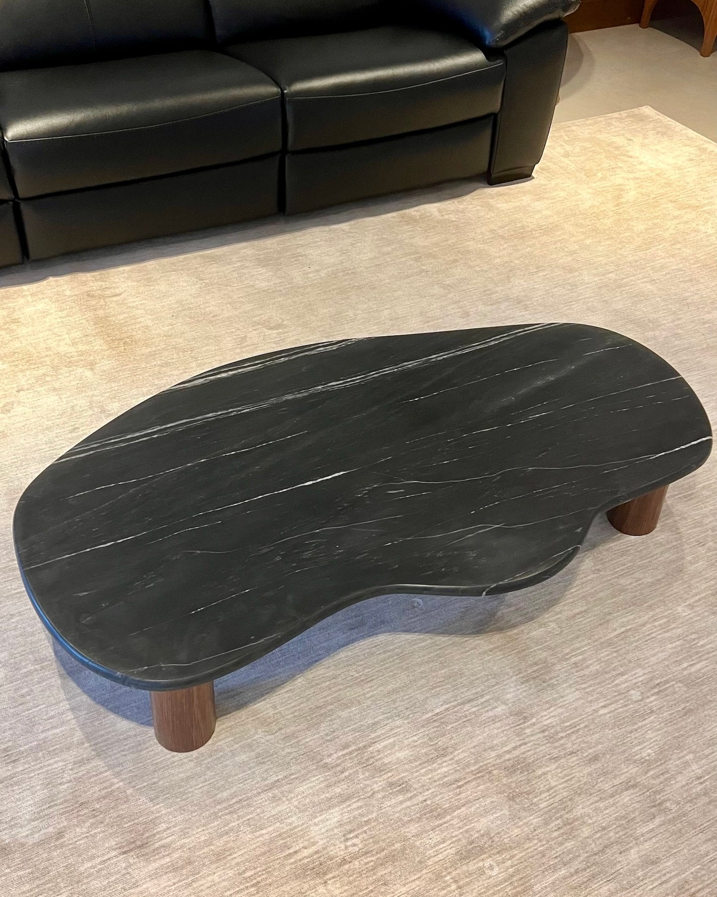 Mesa de Centro - Dunas Mármore Nero Striatto