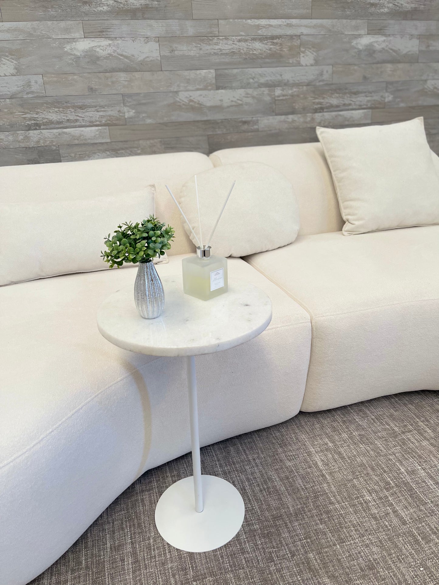 Linha Zera - Mármore Calacatta Michelângelo- Base cor Branca