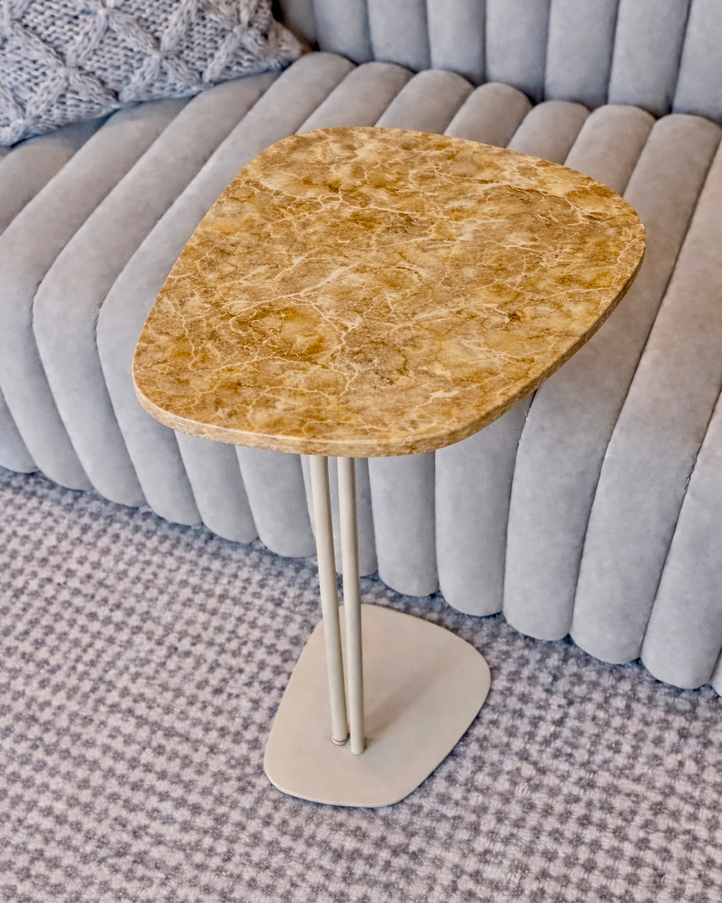 Linha Concha - Mármore Oro Perlatto( Textura Polida ) - Base cor Marfim