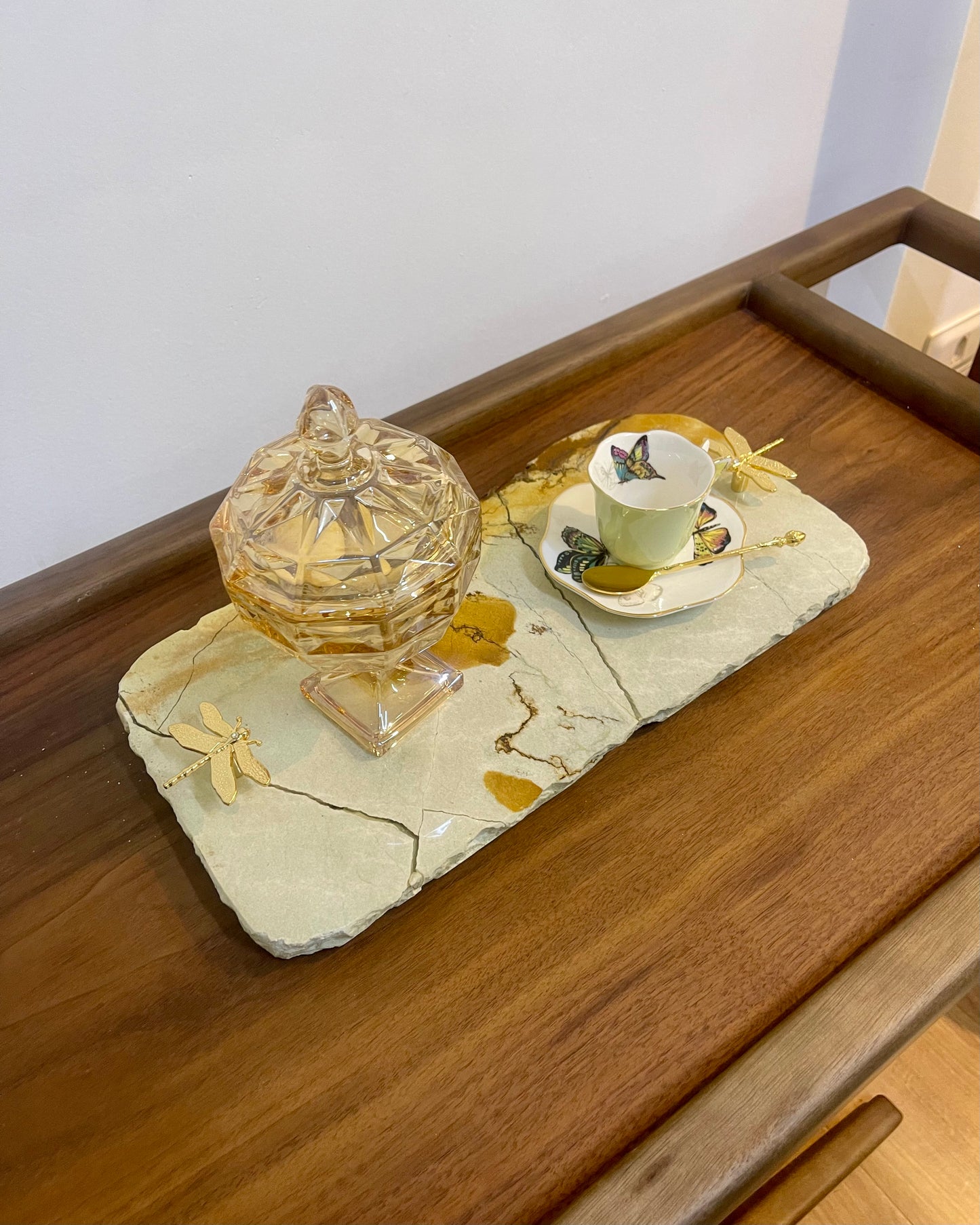 Bandeja - Quartzito Blue Deep - com Libélulas