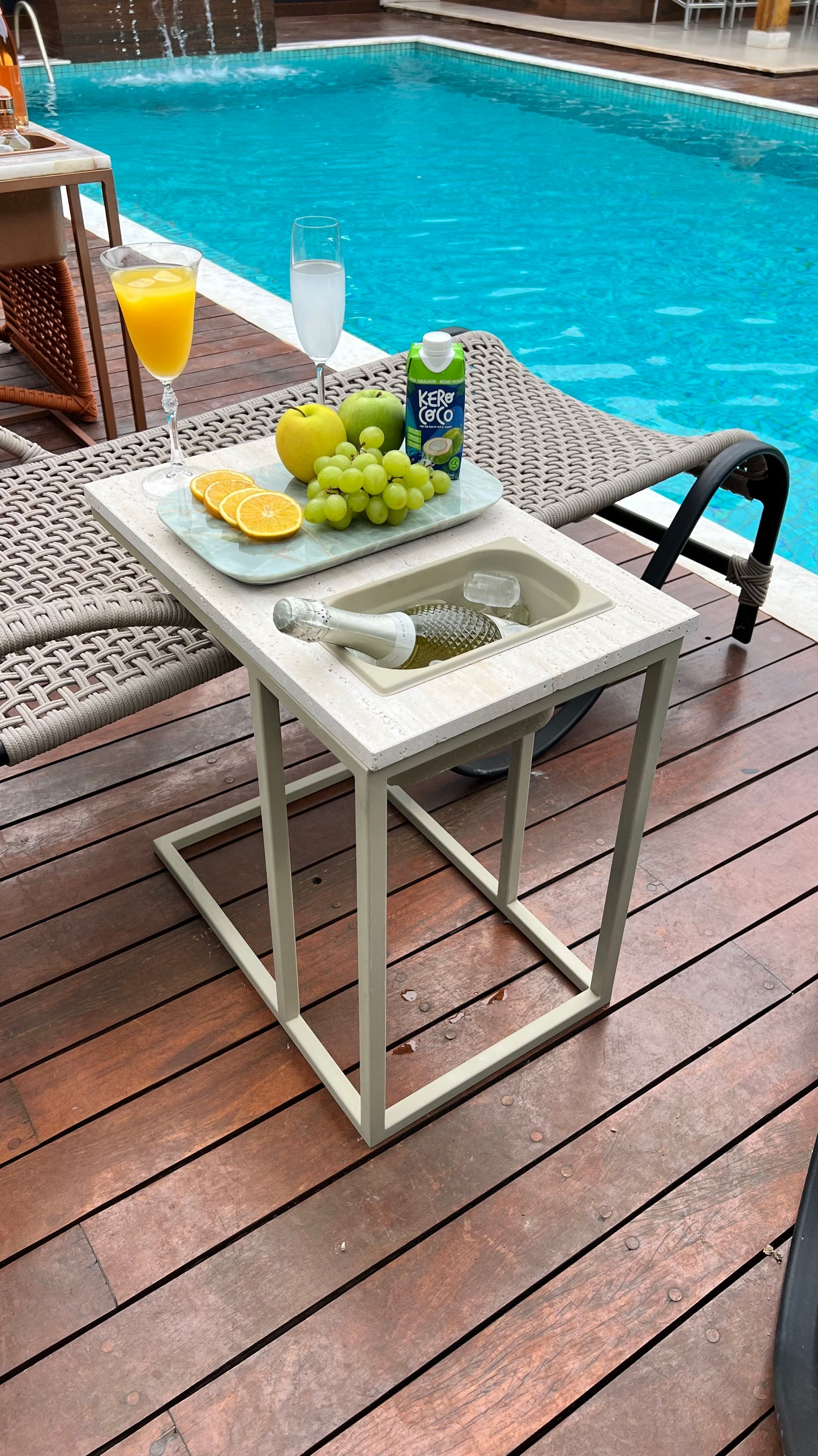 Mesa Gourmet - Mármore Travertino Romano Legítimo - Base cor Bege