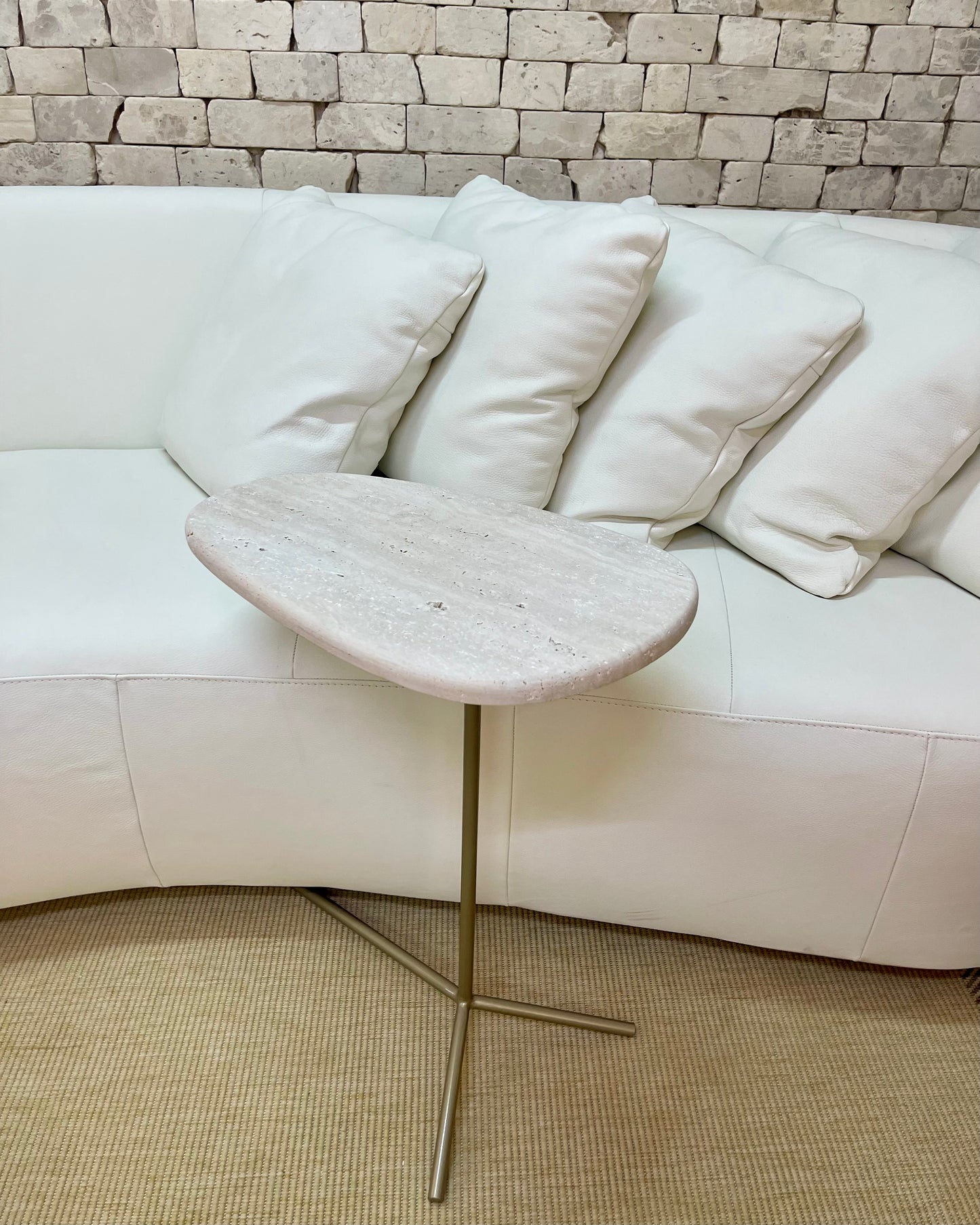 Mesa Ramos Sottile - Mármore Travertino Romano Legítimo