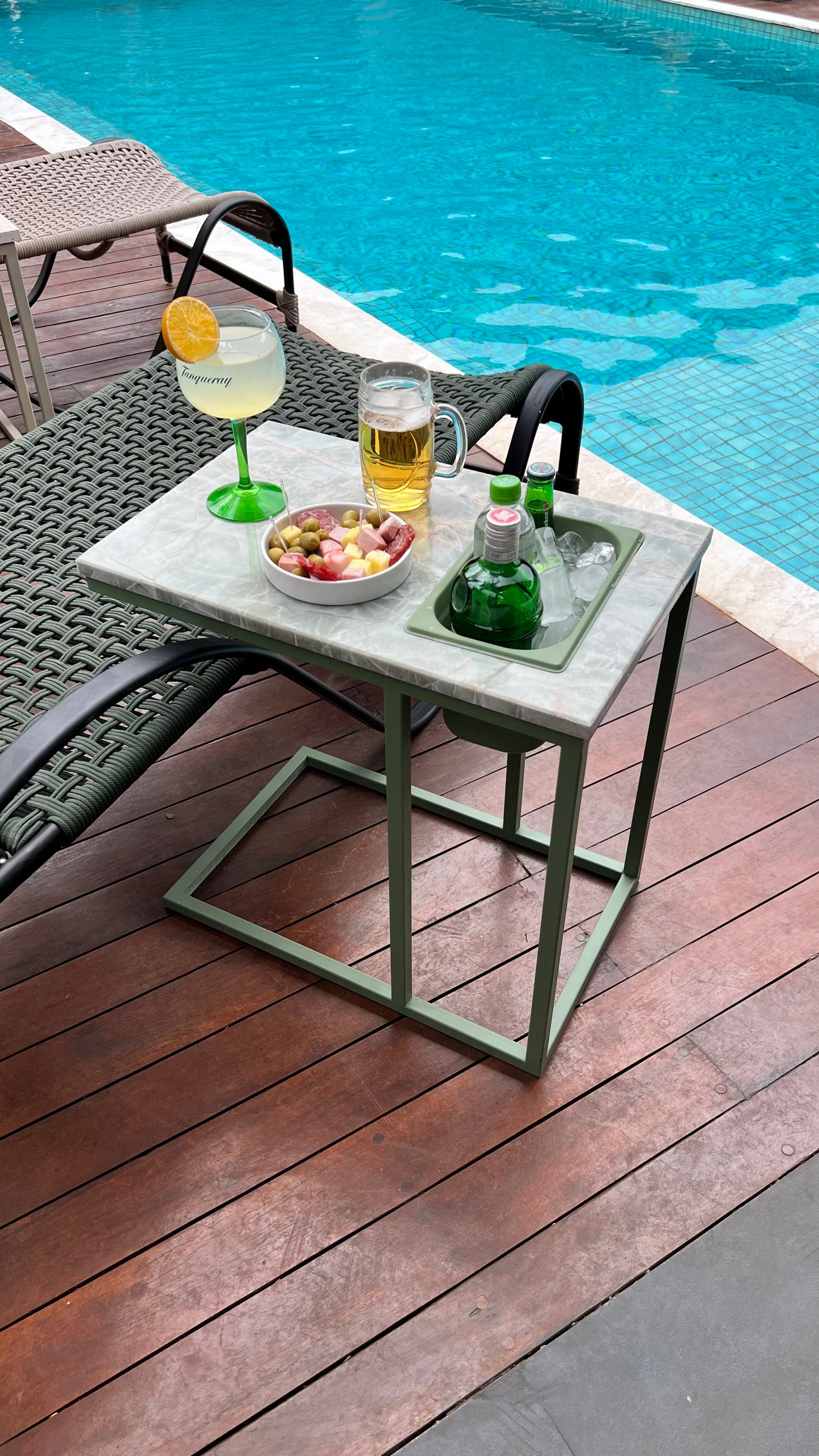 Mesa Gourmet Quartzito Verde Esmeralda - Base cor Verde