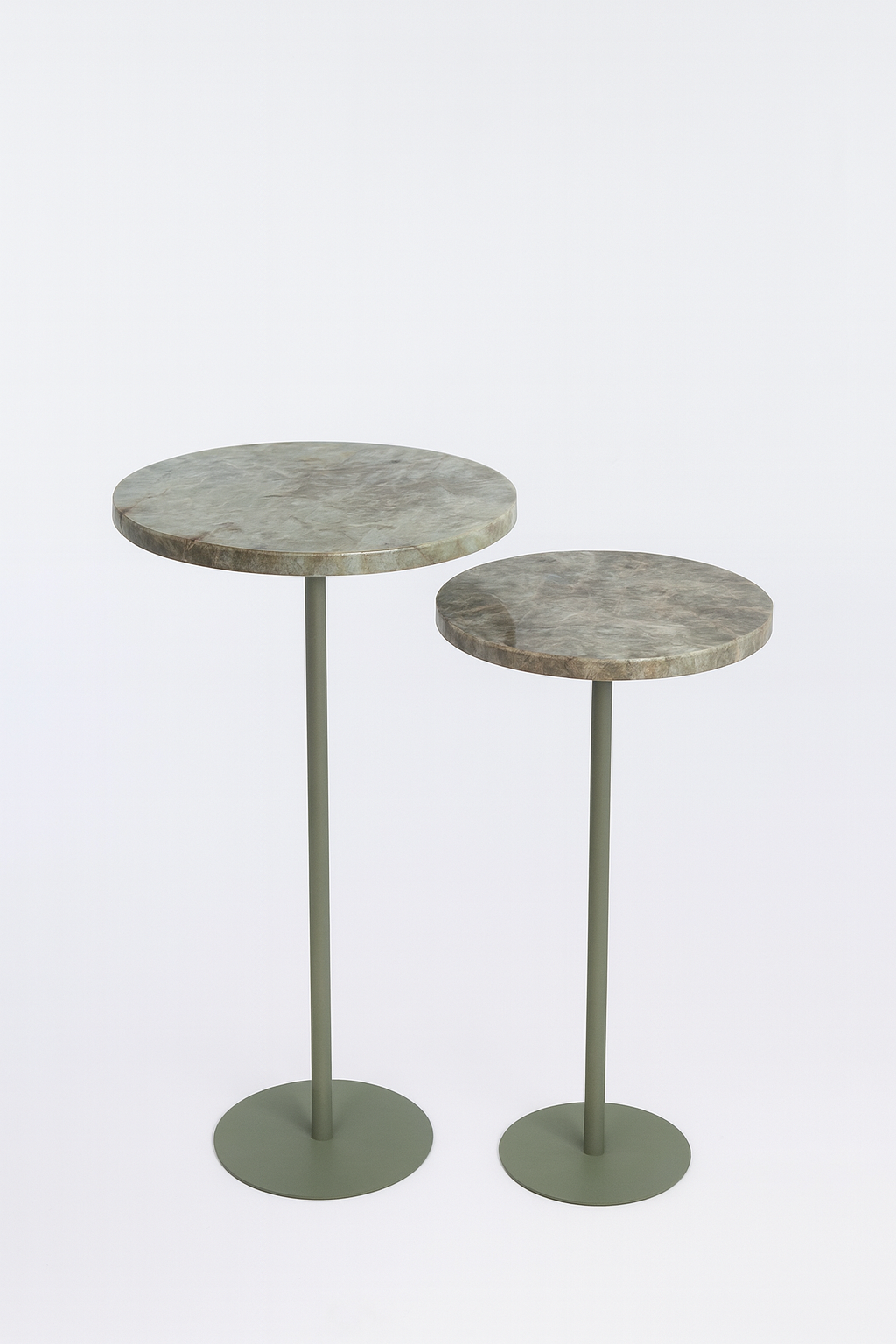 Dupla 2 Mesas de Apoio - Quartzito Verde Esmeralda - 60 e 55 Cm de Altura - Base cor Verde