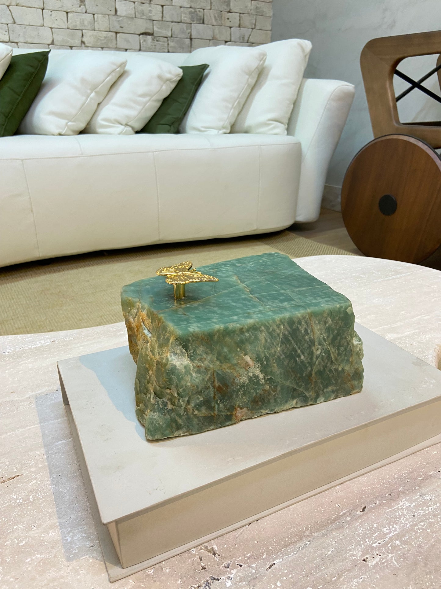 Linha Pietra Decor - Quartzo Verde Esmeralda com Borboleta