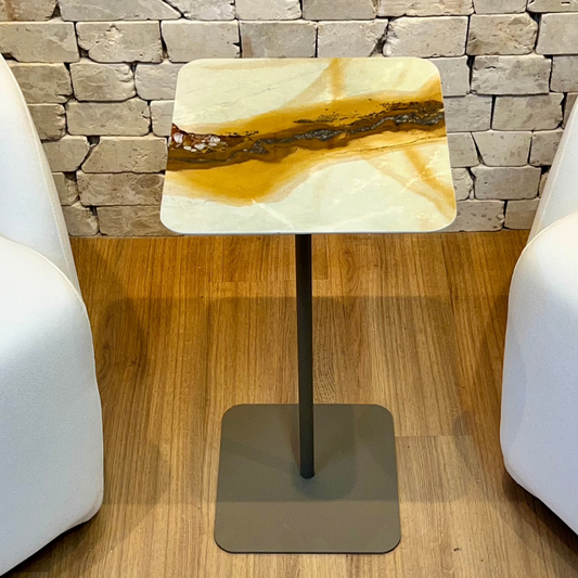 Mesa Quadratto Quartzito Terracota Imperial - Base cor Fendi
