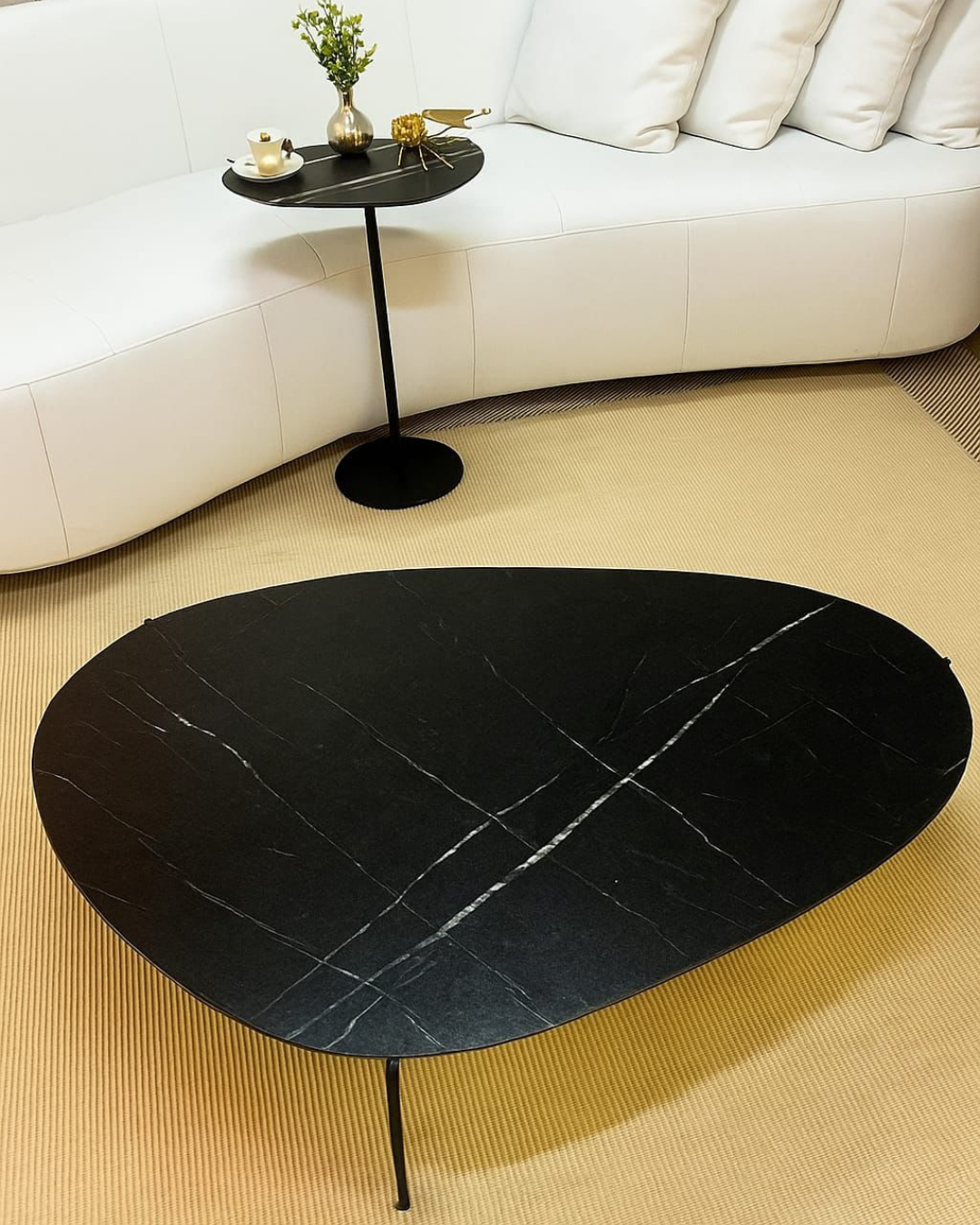 Mesa de Centro Versátille - Mármore Nero Striatto