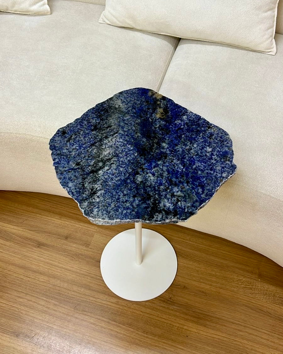 Mesa Lateral - Mármore Azul Raríssimo - Orgânica - Base Branca