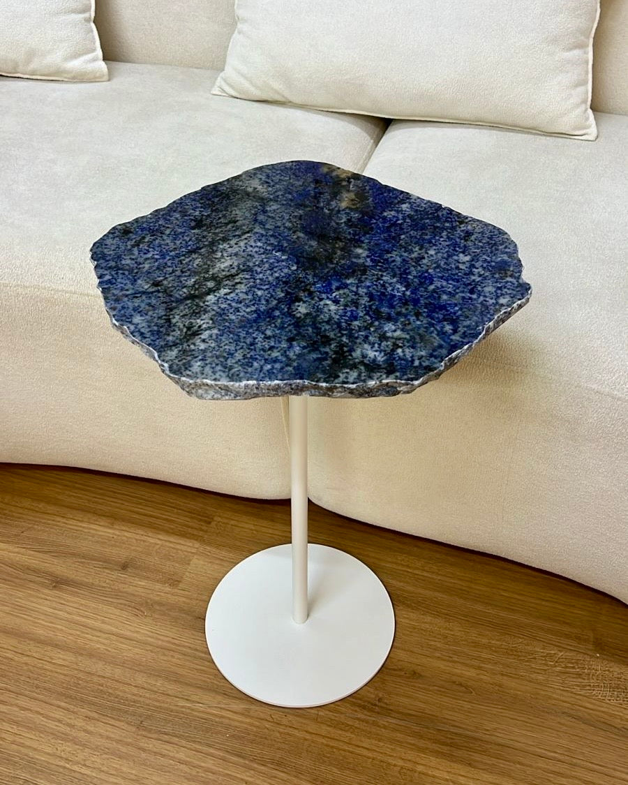 Mesa Lateral - Mármore Azul Raríssimo - Orgânica - Base Branca