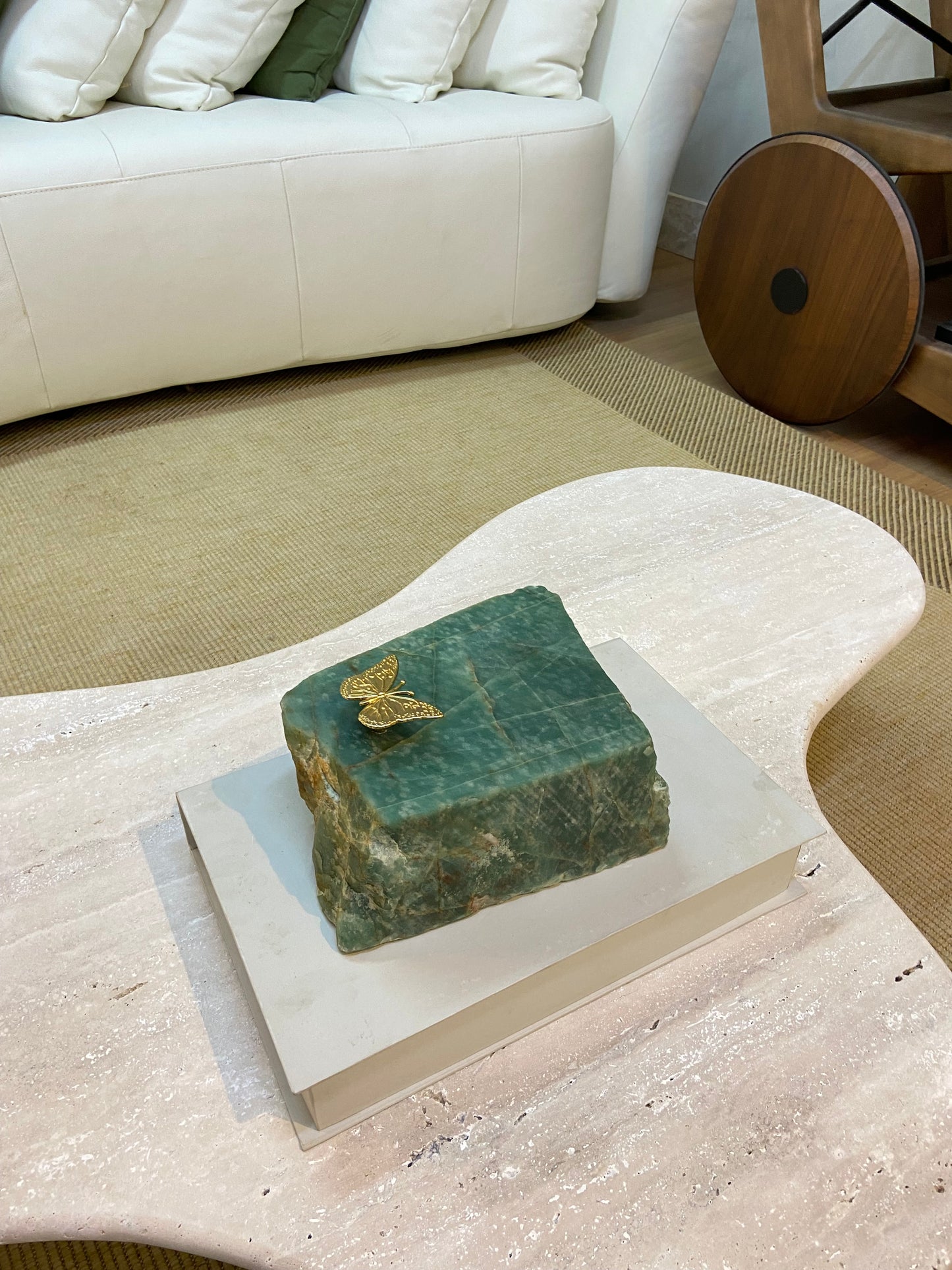 Linha Pietra Decor - Quartzo Verde Esmeralda com Borboleta