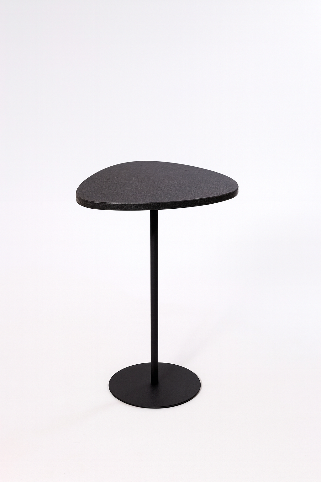 Mesa Lateral - Granito Diamante Negro- Base cor Preta