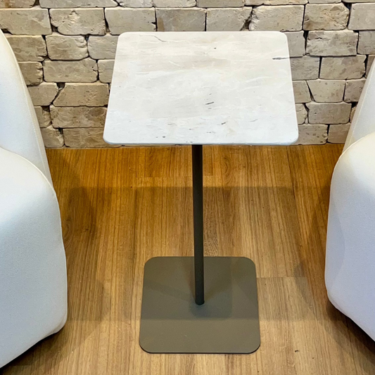 Mesa Quadratto Travertino White Cream - Base cor Fendi