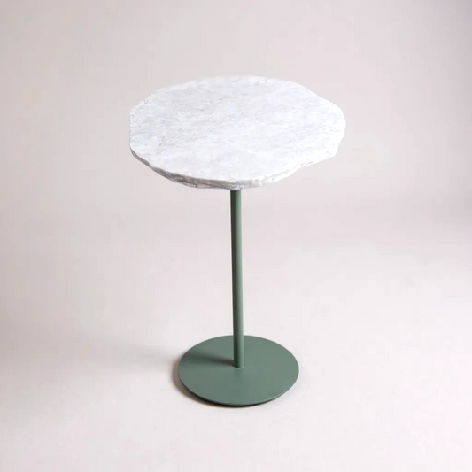 Mesa Lateral - Orgânica Mármore Calacatta - Base cor Verde