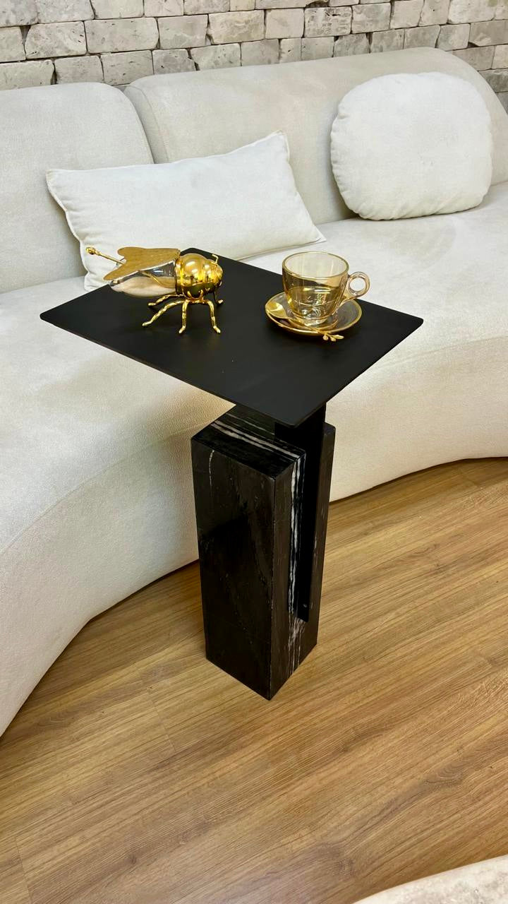 Mesa de Apoio- Merlot Preta - Base Mármore Nero Striatto !