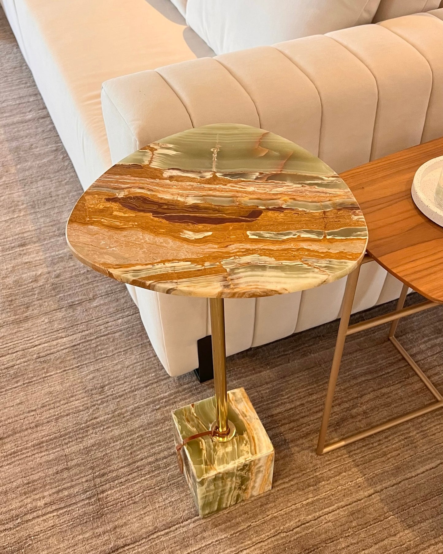 Mesa Sangiovese - Ônix Paquistanes (Textura Polida)