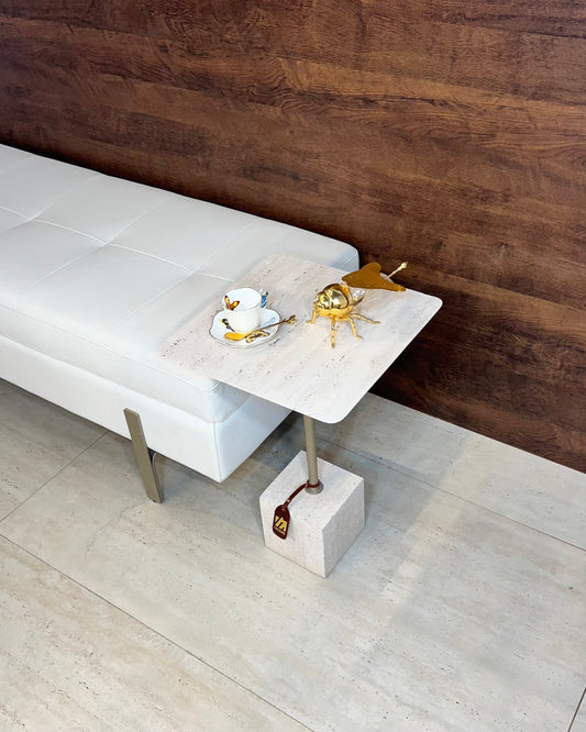Mesa Lateral Quadrato - Travertino Romano Legítimo
