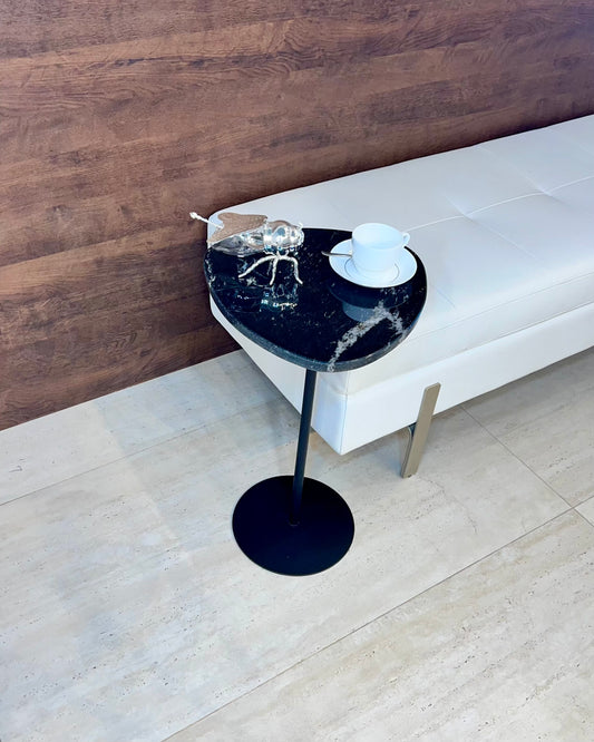 Mesa Lateral - Granito Black Star - Base cor Preta