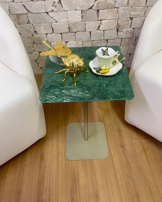 Mesa Quadratto - Mármore Verde Guatemala / Base cor Champanhe