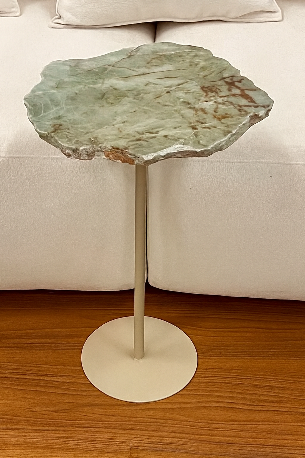 Linha Zera Orgânica -Quatzito Verde Esmeralda - Base cor Bege