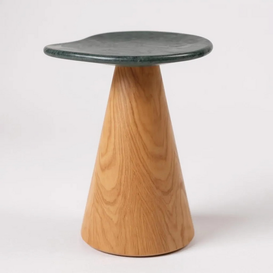 Mesa Eclipse Orgânica - Mármore Verde Guatemala - Base Cone Madeira Freijó