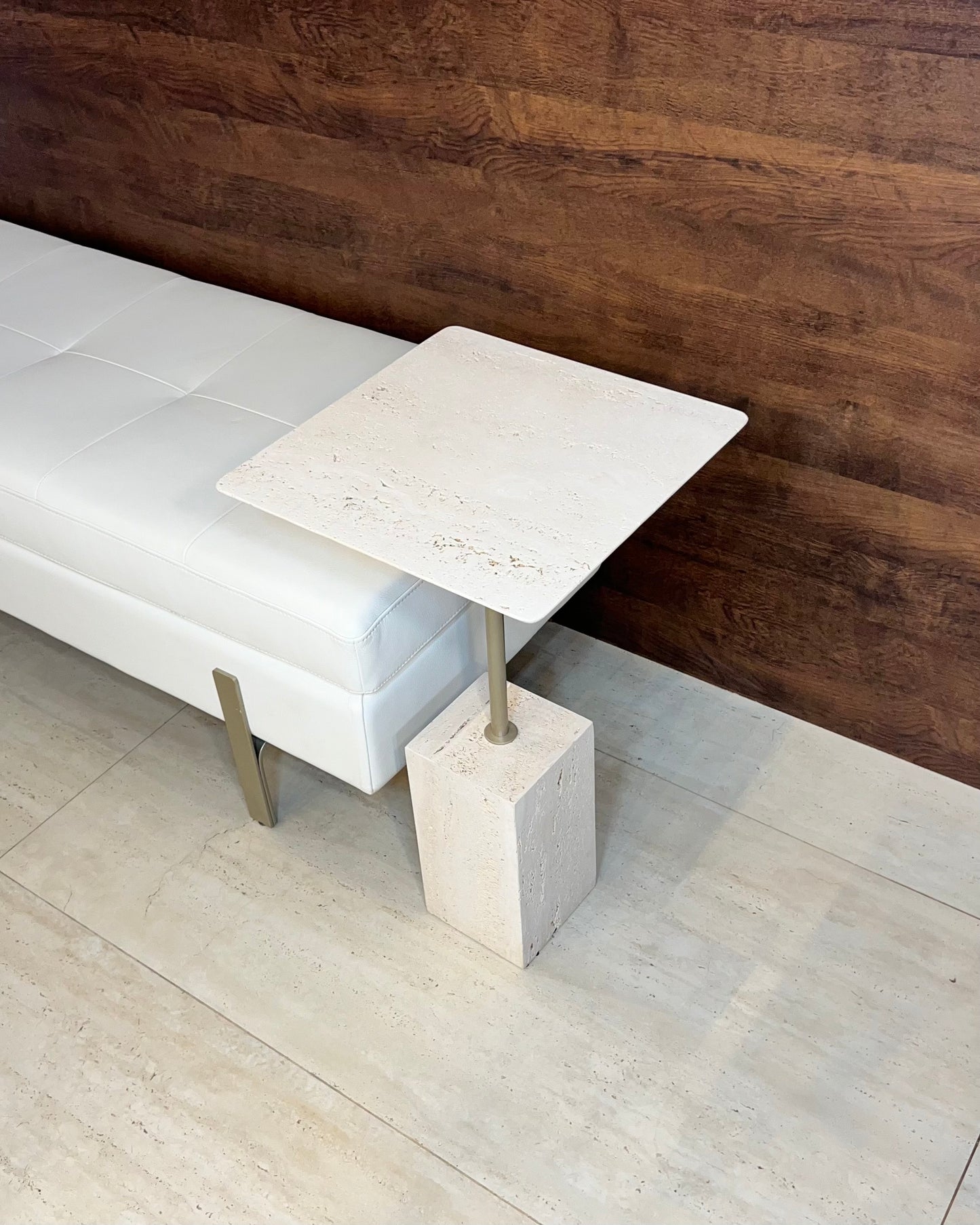 Mesa Lateral - Travertino Romano Legítimo -