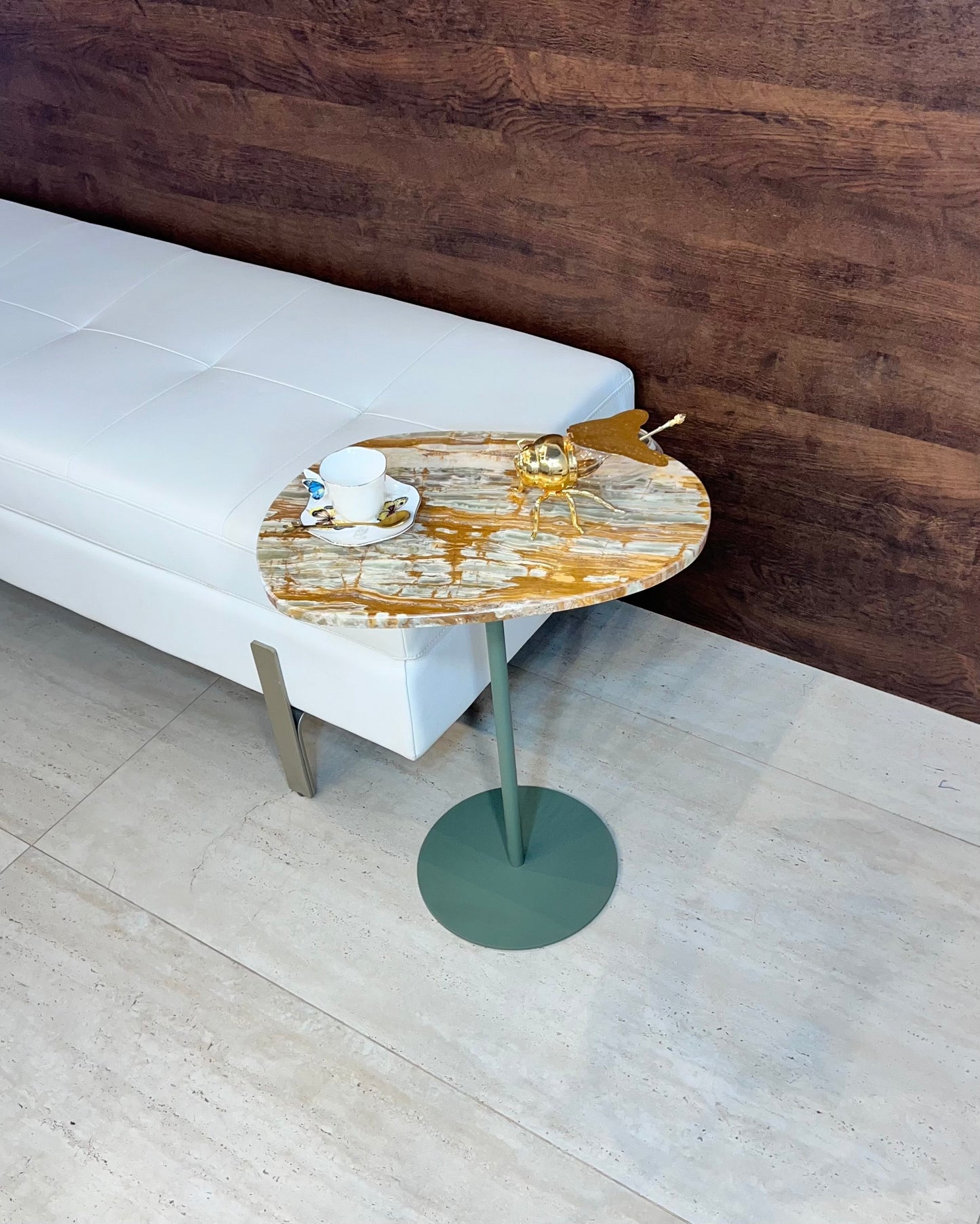Mesa Lateral Tulipa - Ônix Paquistanês -