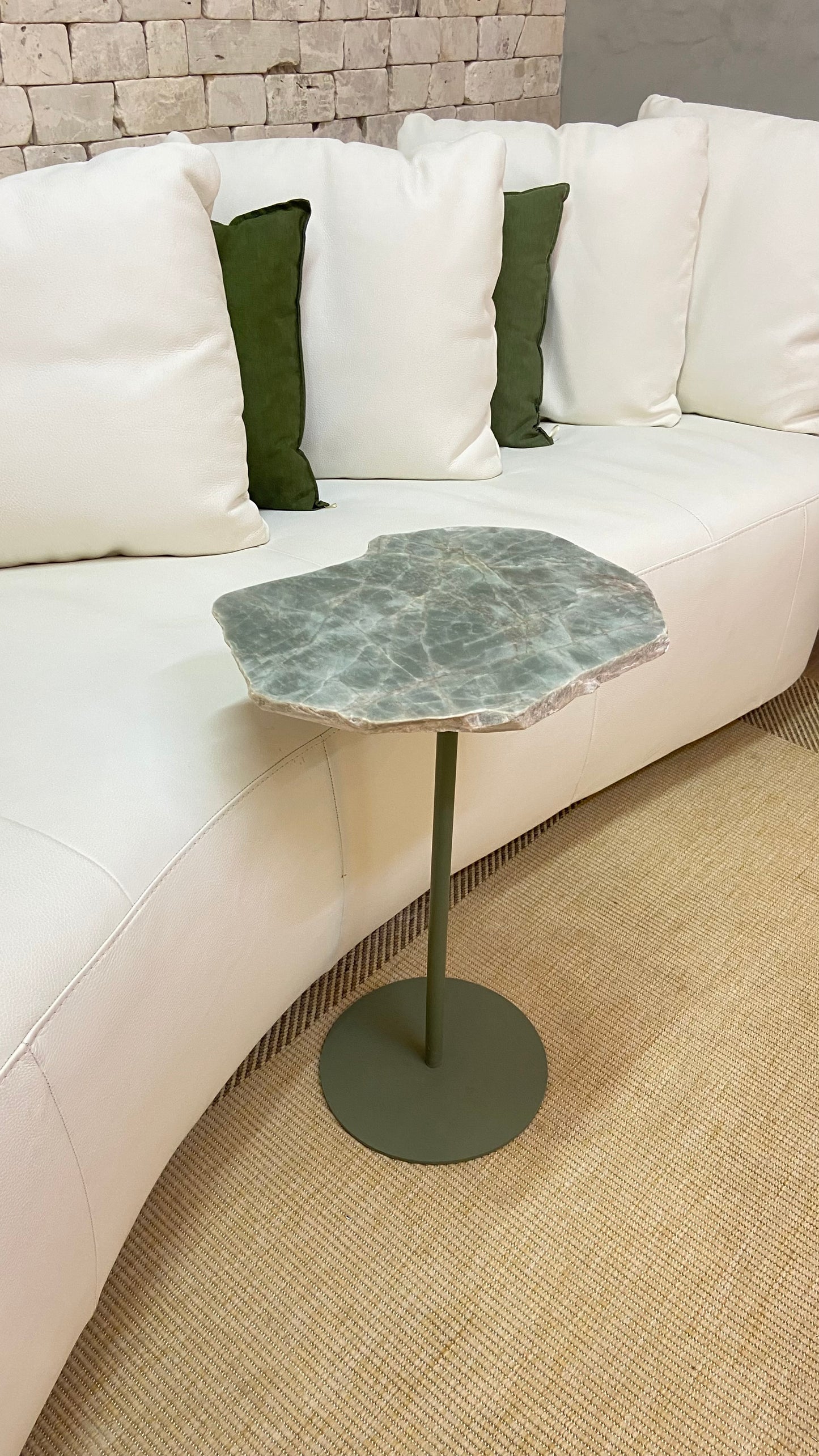 Linha Zera Orgânica -Quatzito Verde Esmeralda - Base cor Verde