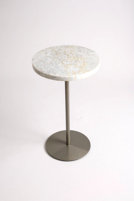 Mesa de Apoio - Quartzito Perla Santana / Base cor Champanhe