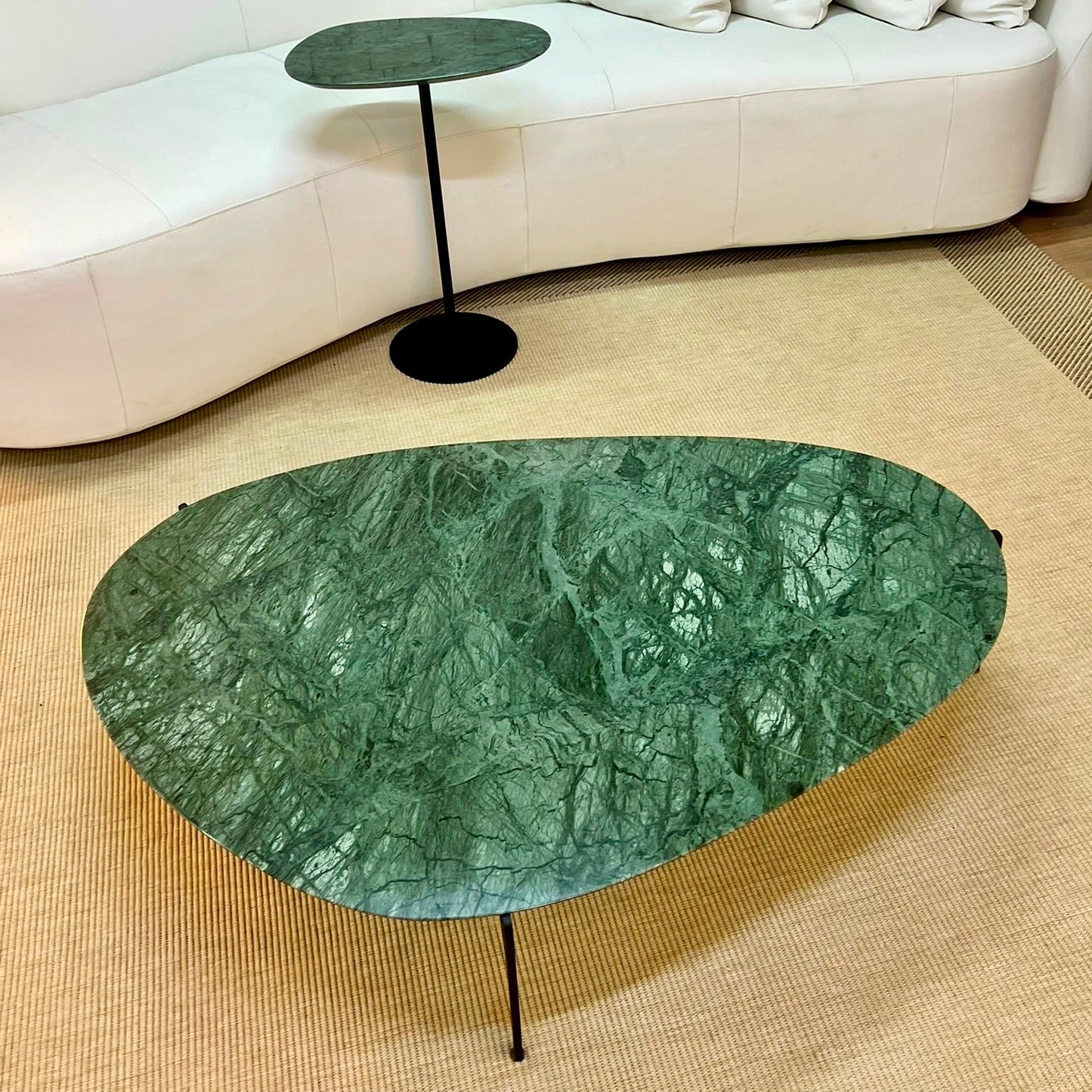 Mesa de Centro Versátille Mármore Verde Guatemala