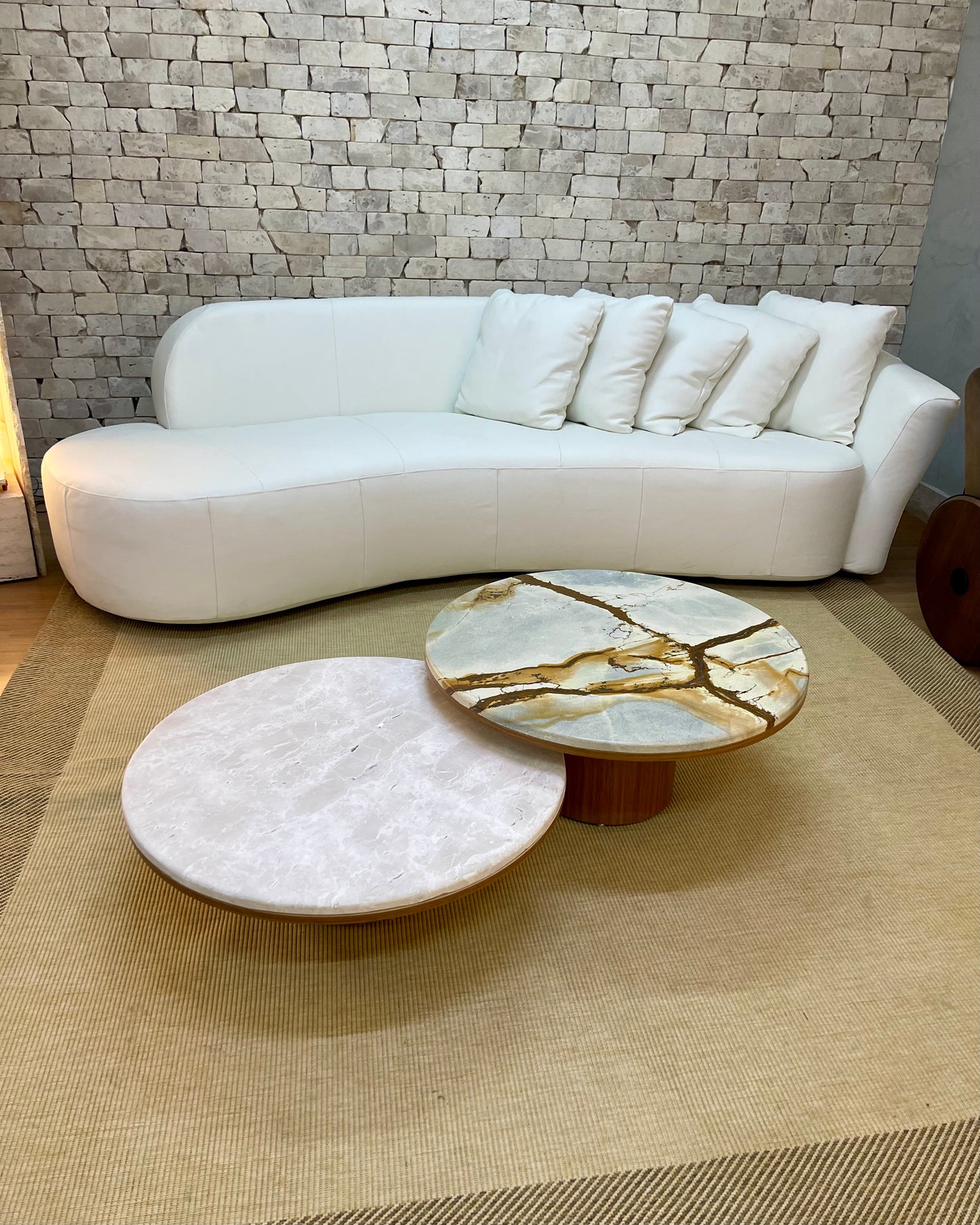Mesa de Centro Casal Malbec White Cream e Blue Deep