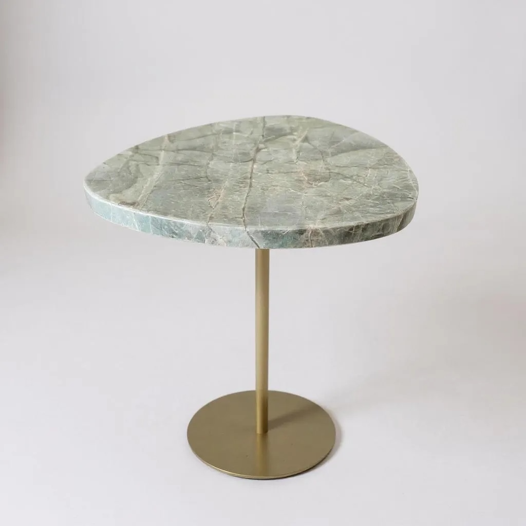 Mesa de Apoio - Linha Essencialle - Quartzito Verde Esmeralda - Base cor Champanhe Redonda