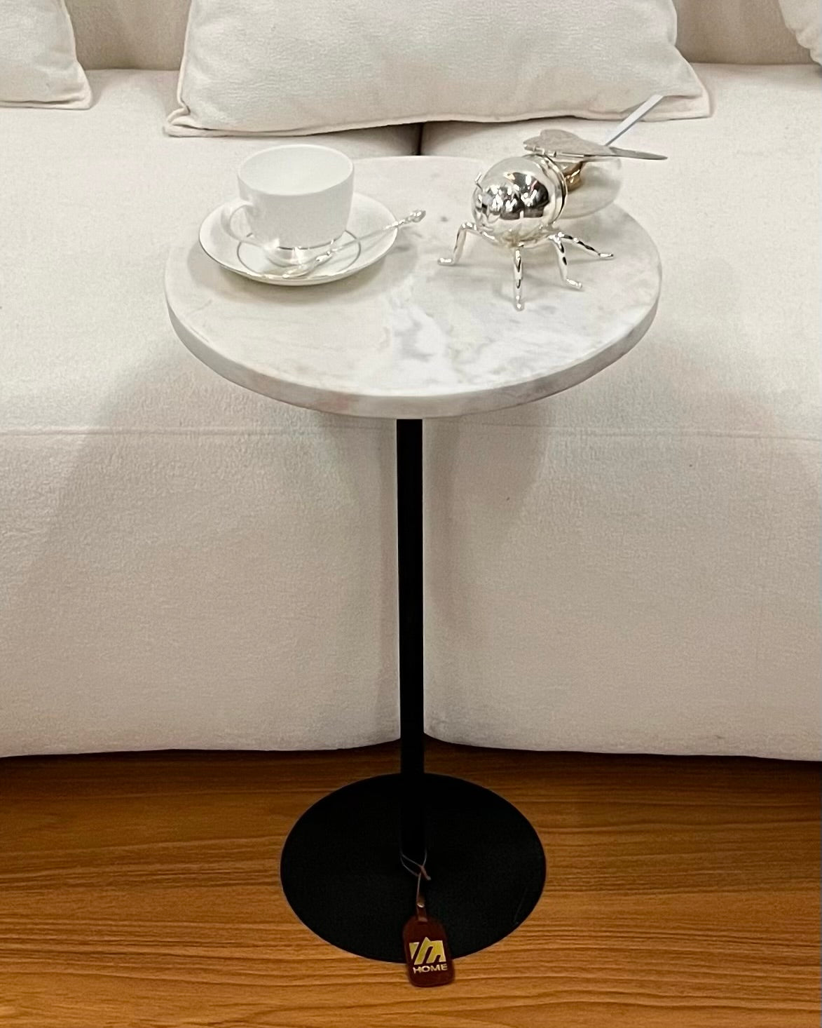 Linha Zera - Mármore Calacatta- Base Preta