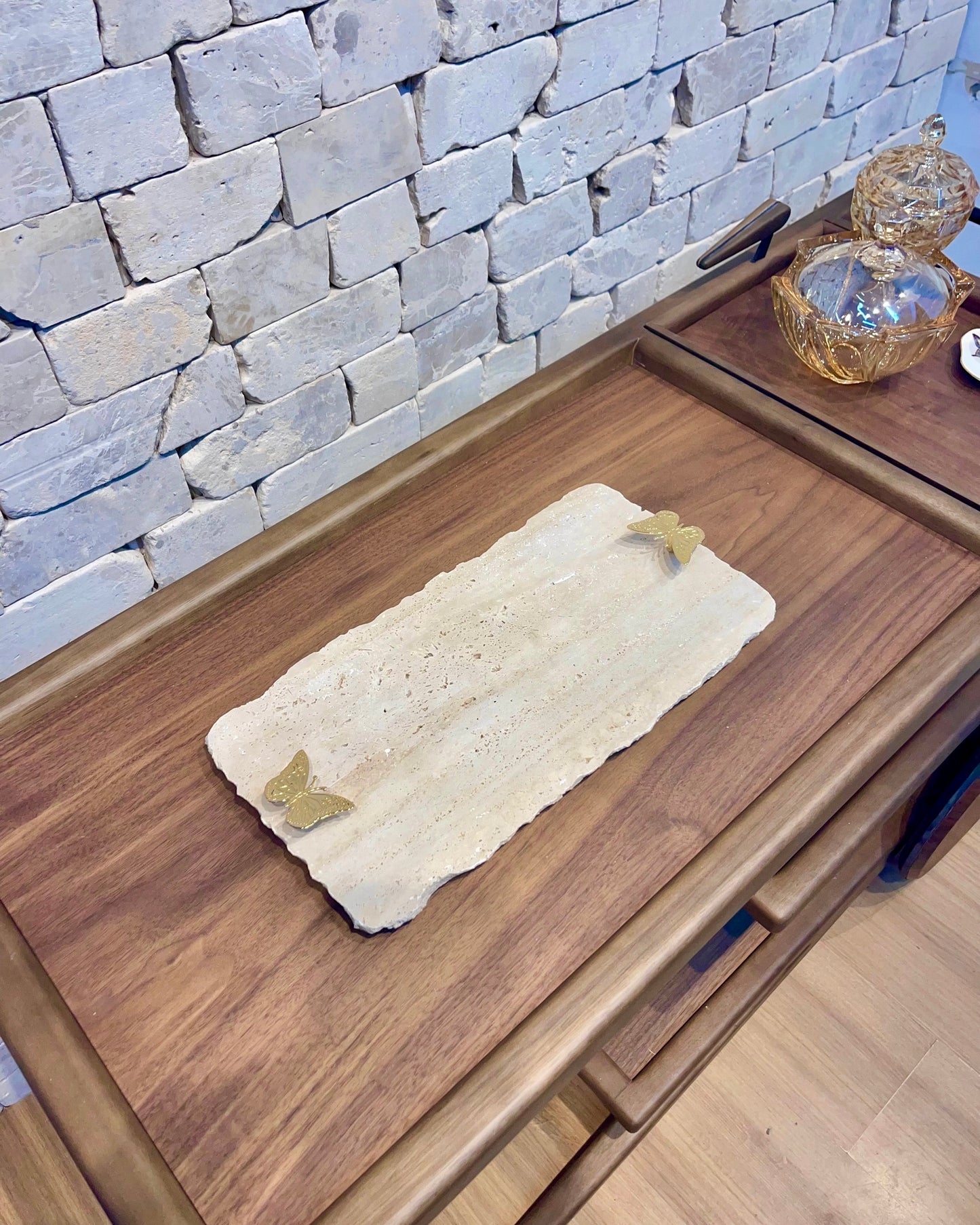 Bandeja - Mármore Travertino Romano- Pegador Borboleta 15x30 Cm